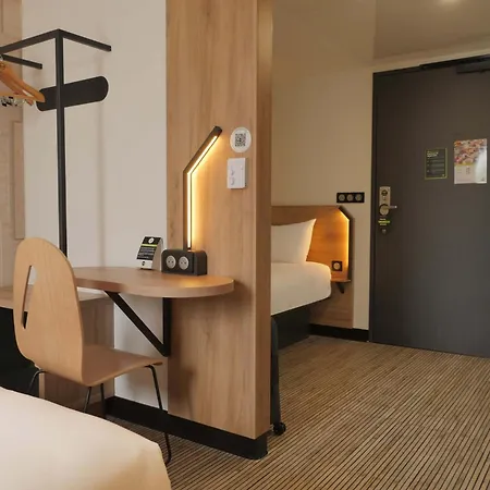 Rocadest La Cite מלון קרקסון