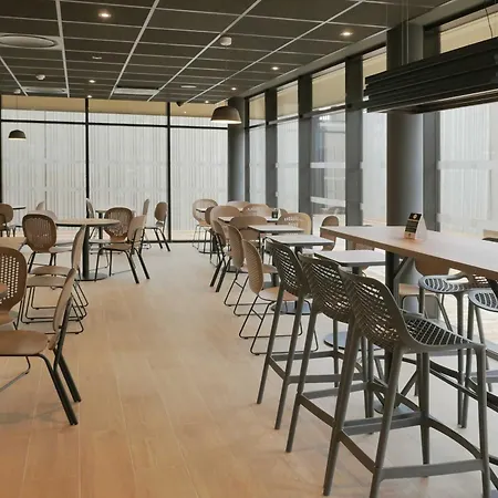 Rocadest La Cite מלון