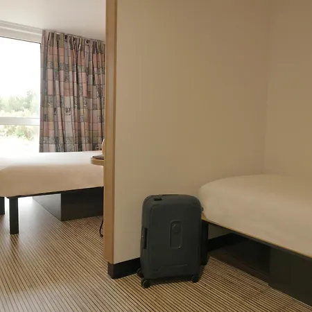 Rocadest La Cité Hotel 3*