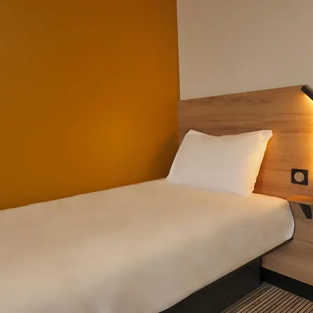 Rocadest La Cite 3* קרקסון