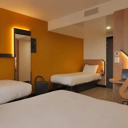 Hotel Rocadest La Cité 3*