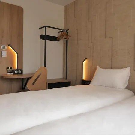 מלון Rocadest La Cite