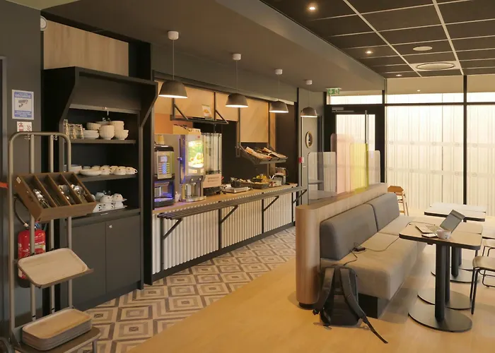 Rocadest La Cite 3*