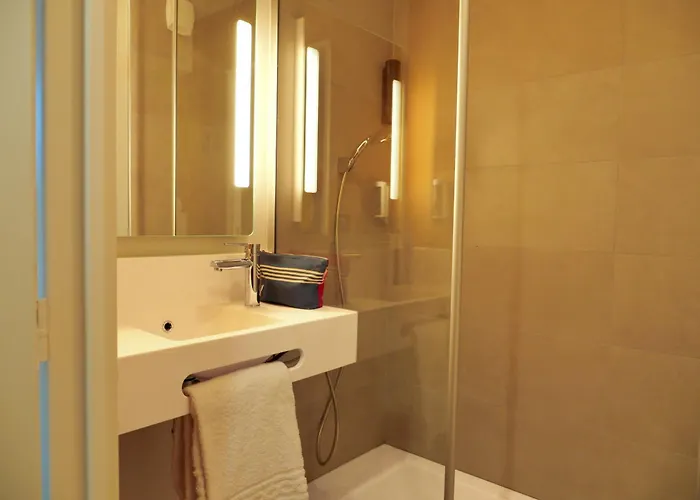 Hotel Rocadest La Cite Carcassonne